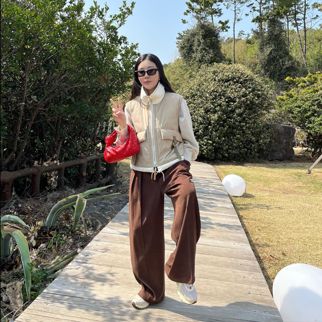 [Lee Hae-ri's Pick] Bottega Veneta Red Intrecciato Mini Jodi