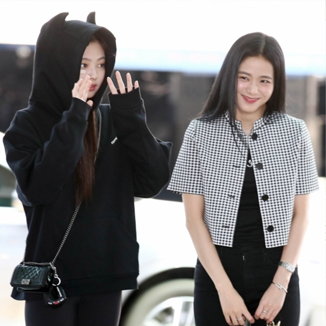 [Jenny PICK] Chanel Boy Flap Bag Small Caviar Silver Black
