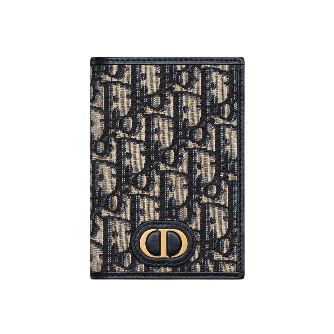 30 Montaigne Passport Holder