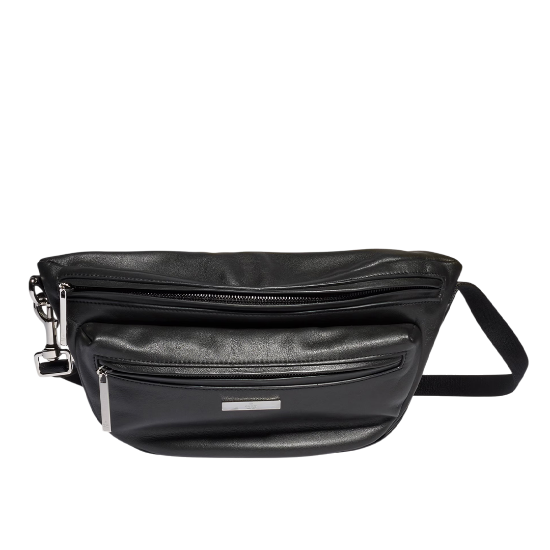 Gucci Tag medium crossbody bag
