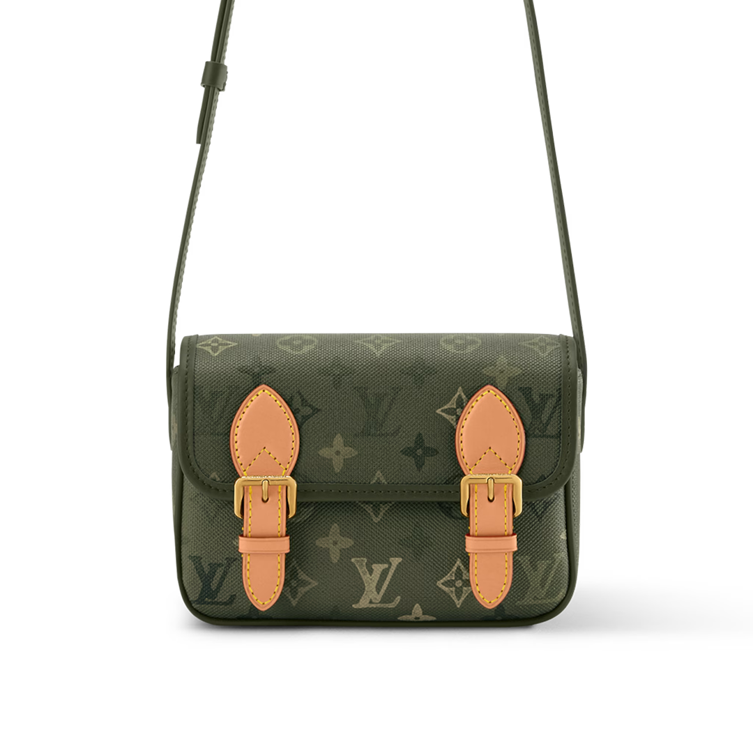 Satchel Wearable Wallet